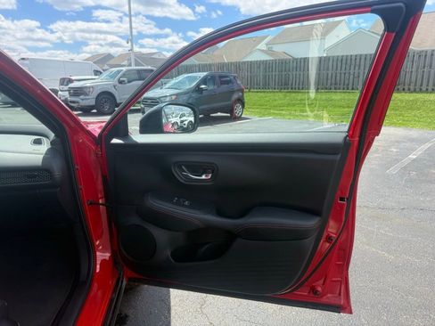 Used 2025 Honda HR-V Sport image 49