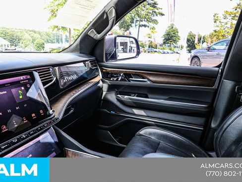 Used 2022 Jeep Grand Wagoneer Series II w/ Convenience Group III AWD/4WD image 36