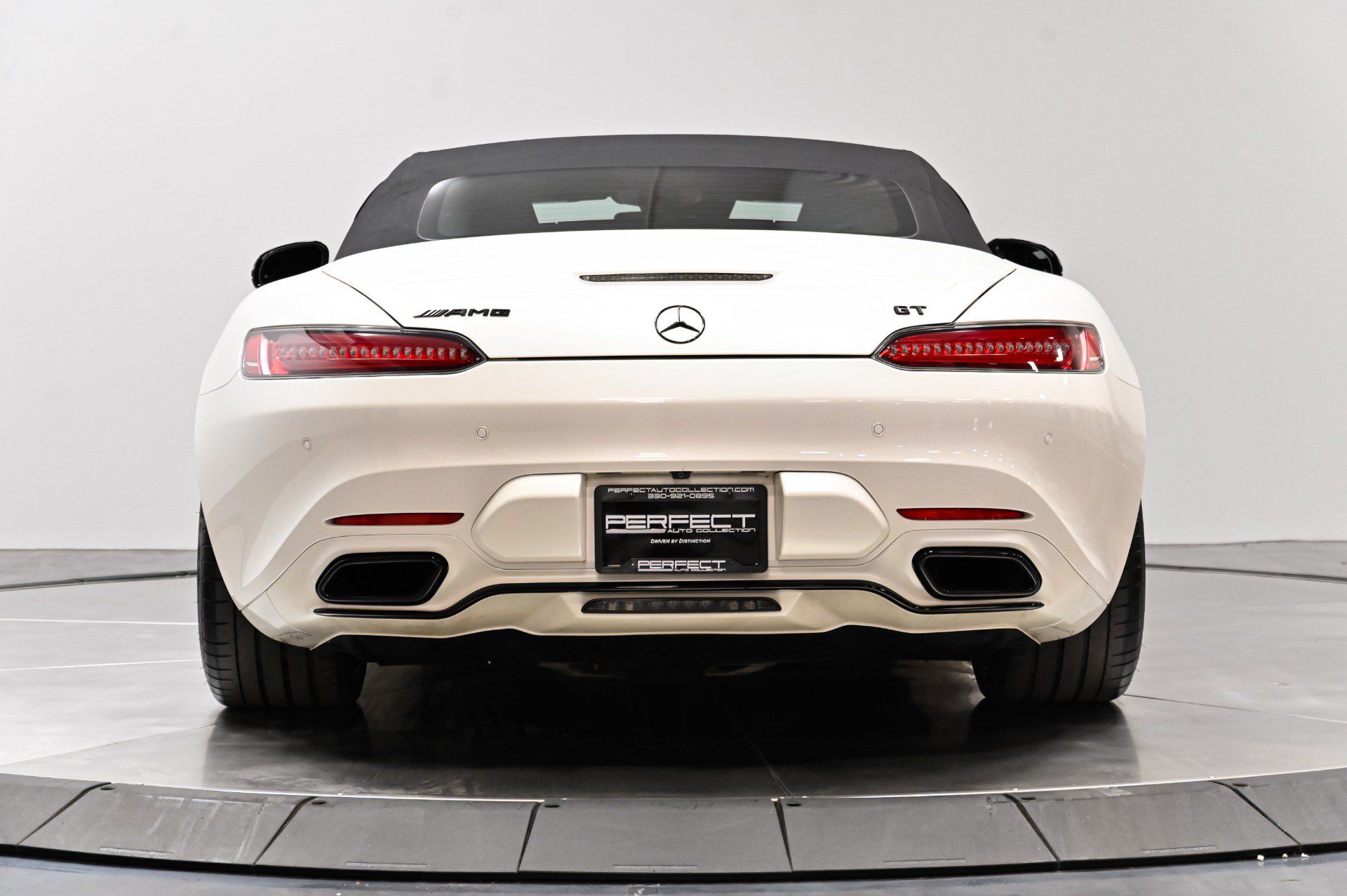 Used 2018 Mercedes-Benz AMG GT Roadster image 14