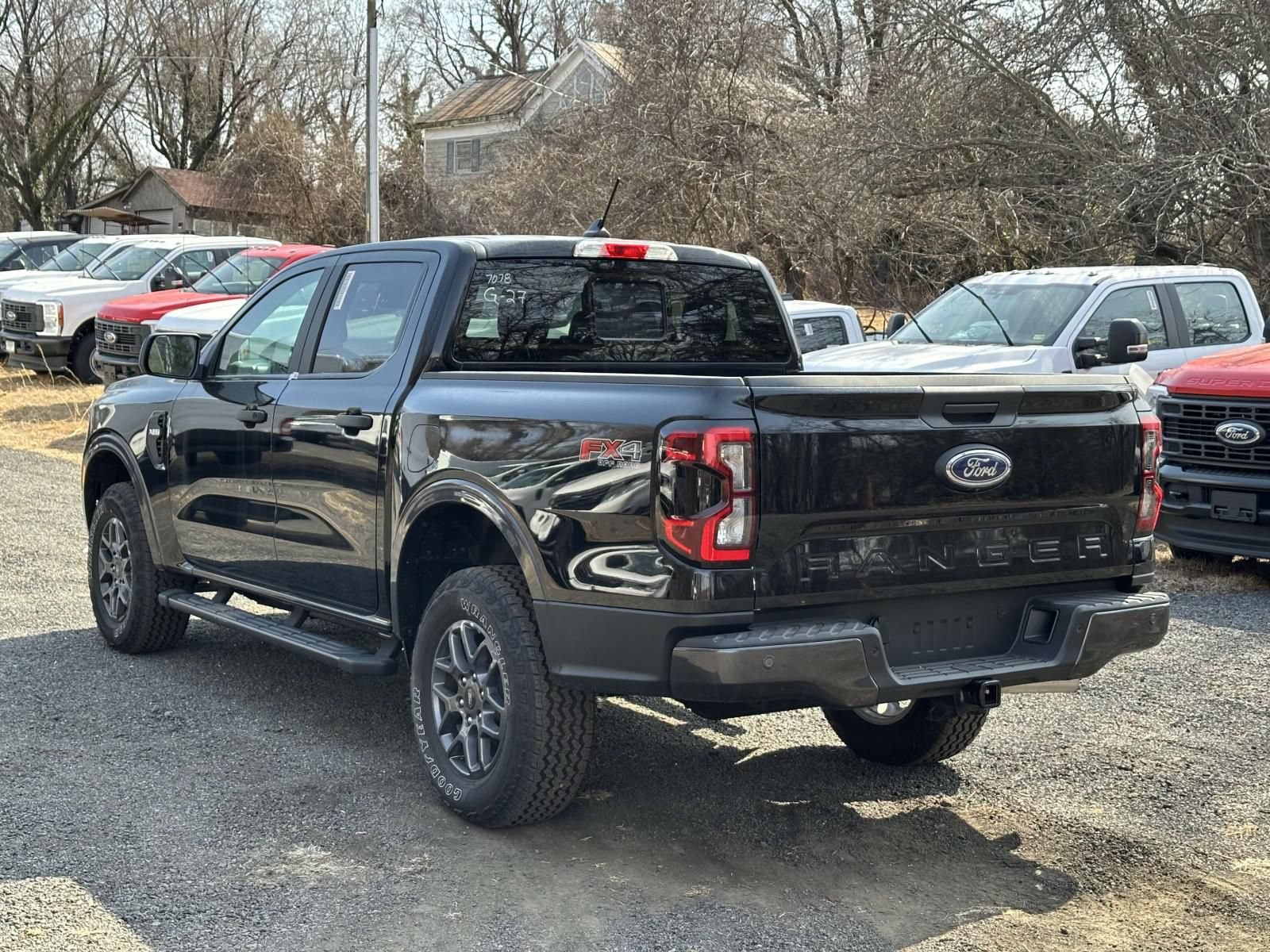 New 2024 Ford Ranger XLT w/ FX4 Off-Road Package AWD/4WD image 4