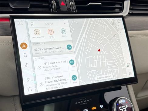 Used 2022 Jaguar F-PACE S image 29