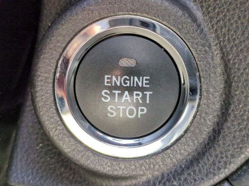 Used 2023 Subaru Outback Limited image 26