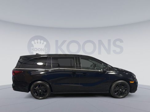 Used 2023 Honda Odyssey Sport image 17