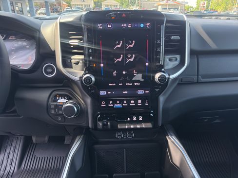 Used 2026 RAM 1500 Big Horn AWD/4WD image 13