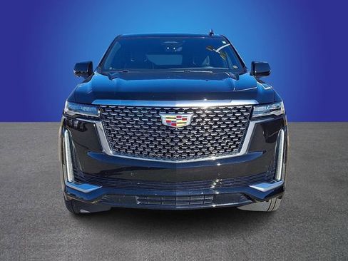 Certified 2024 Cadillac Escalade ESV Premium Luxury image 2