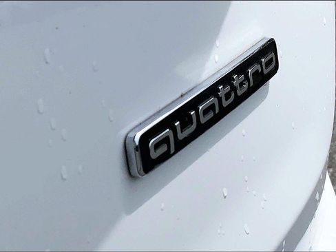 Used 2022 Audi Q7 2.0T Premium Plus AWD/4WD image 17