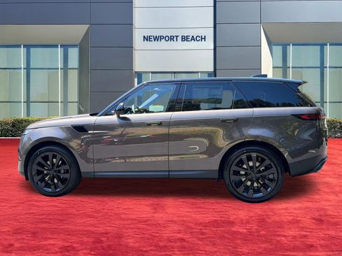 New 2026 Land Rover Range Rover Sport SE AWD/4WD image 2