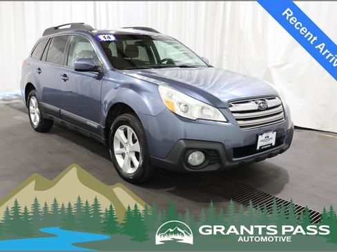 Used 2014 Subaru Outback 2.5i Premium AWD/4WD image 1