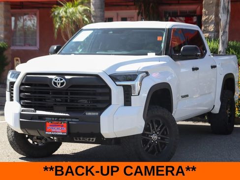 Used 2023 Toyota Tundra SR5 w/ SR5 Convenience Package RWD image 4