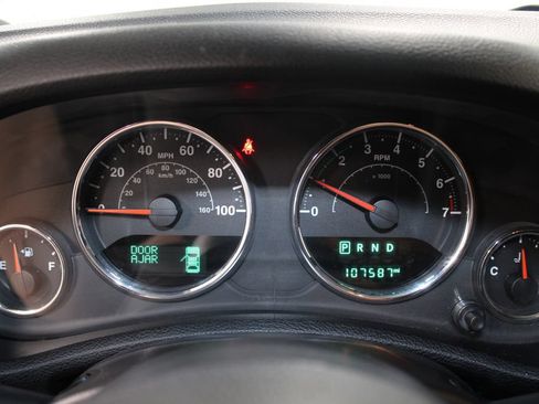 Used 2015 Jeep Wrangler Sport AWD/4WD image 29
