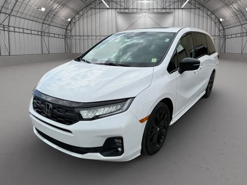Used 2025 Honda Odyssey Sport-L image 10