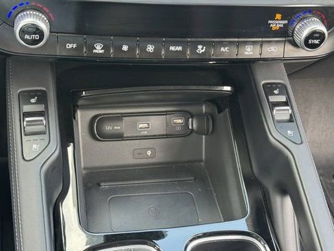 Used 2022 Kia Telluride EX w/ EX Premium Package AWD/4WD image 15