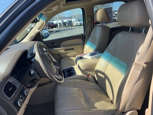 Used 2014 Chevrolet Tahoe LT w/ Suspension Package, Off-Road image 26