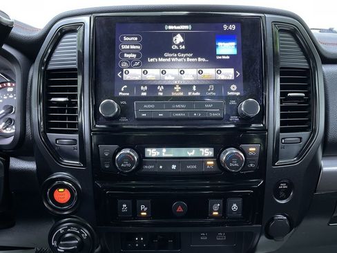 Used 2021 Nissan Titan PRO-4X w/ Pro-4x Convenience Package image 21