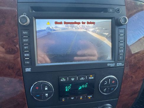 Used 2012 Chevrolet Tahoe LTZ image 26