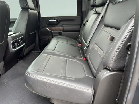 Used 2022 GMC Sierra 3500 Denali AWD/4WD image 15