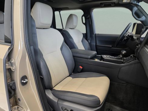 Certified 2025 Lexus GX 550 AWD/4WD image 11