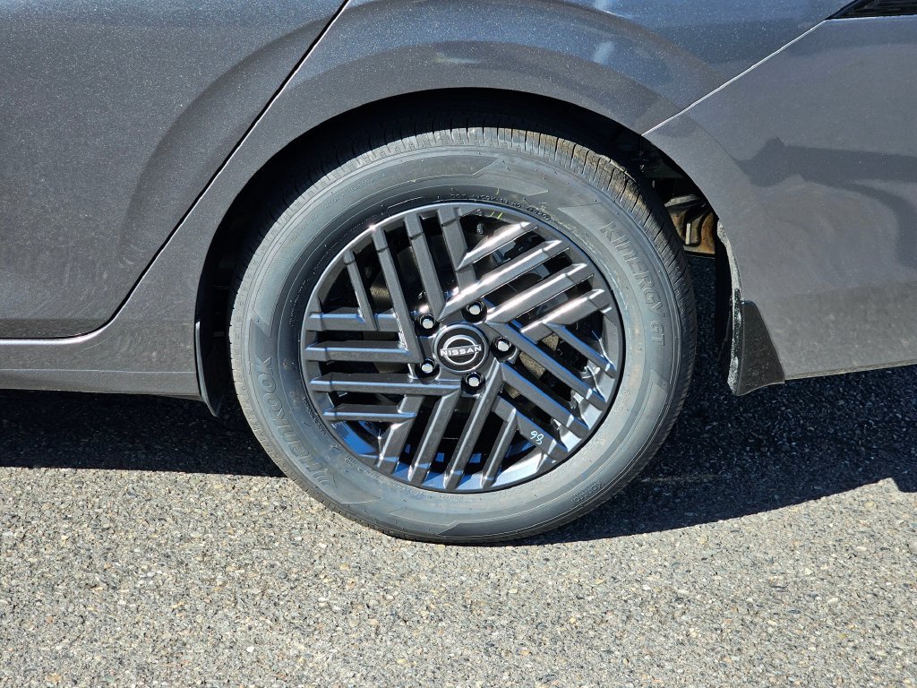 New 2027 Nissan Sentra SV FWD image 9