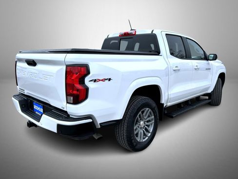 Used 2024 Chevrolet Colorado LT w/ LT Convenience Package image 5