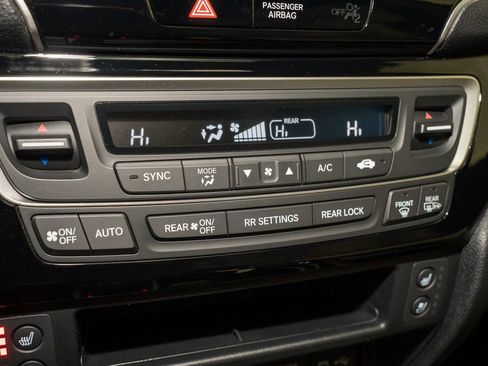 Used 2023 Honda Passport Elite image 16