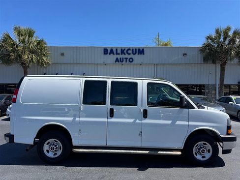 Used 2020 GMC Savana 2500 w/ Driver Convenience Package image 1