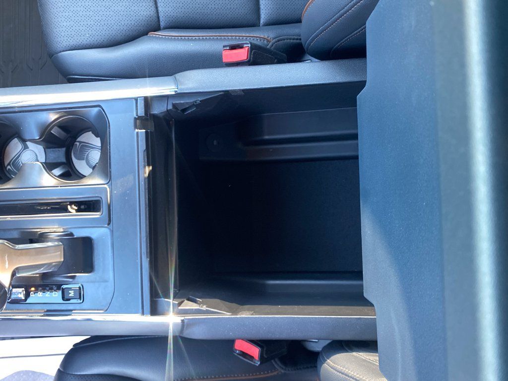 Used 2025 Ford F150 Lariat w/ Equipment Group 501A Mid AWD/4WD image 27
