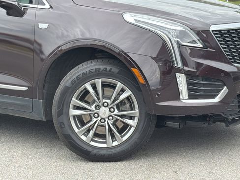 Used 2021 Cadillac XT5 Premium Luxury FWD image 3