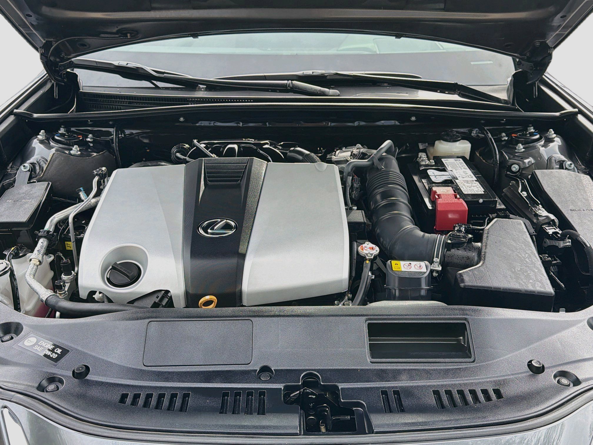 Used 2025 Lexus ES 350 w/ Luxury Package FWD image 32