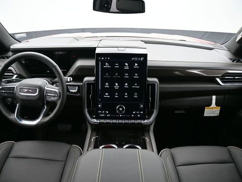 New 2026 GMC Yukon Elevation AWD/4WD image 12