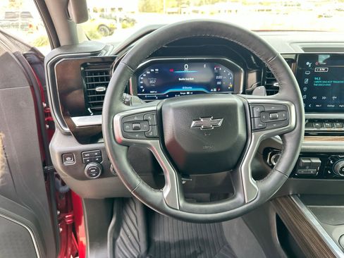 Used 2023 Chevrolet Silverado 1500 RST AWD/4WD image 14