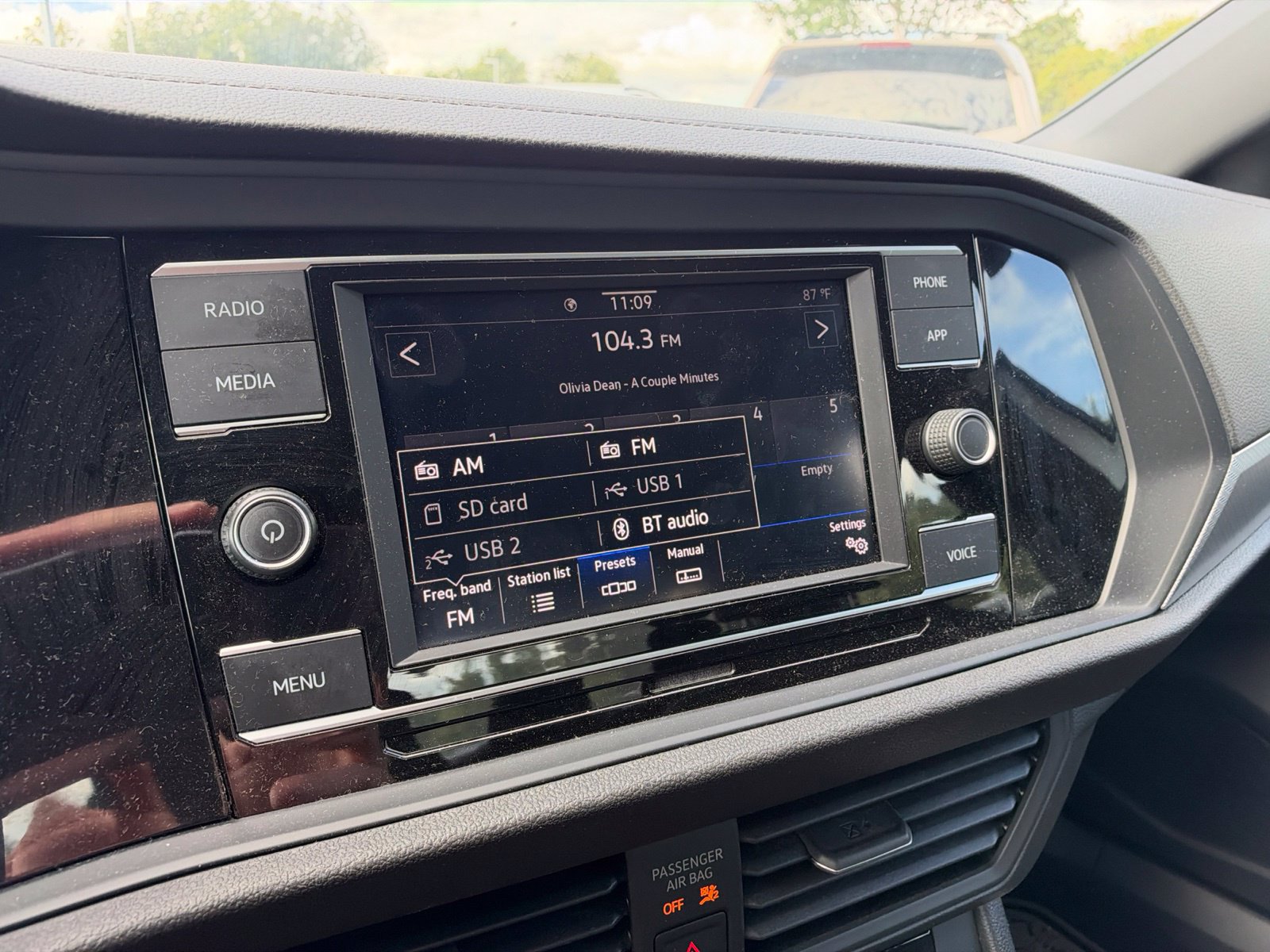 Certified 2023 Volkswagen Jetta Sport FWD image 8