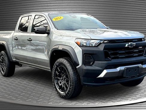 Used 2024 Chevrolet Colorado Trail Boss w/ Safety Package image 1