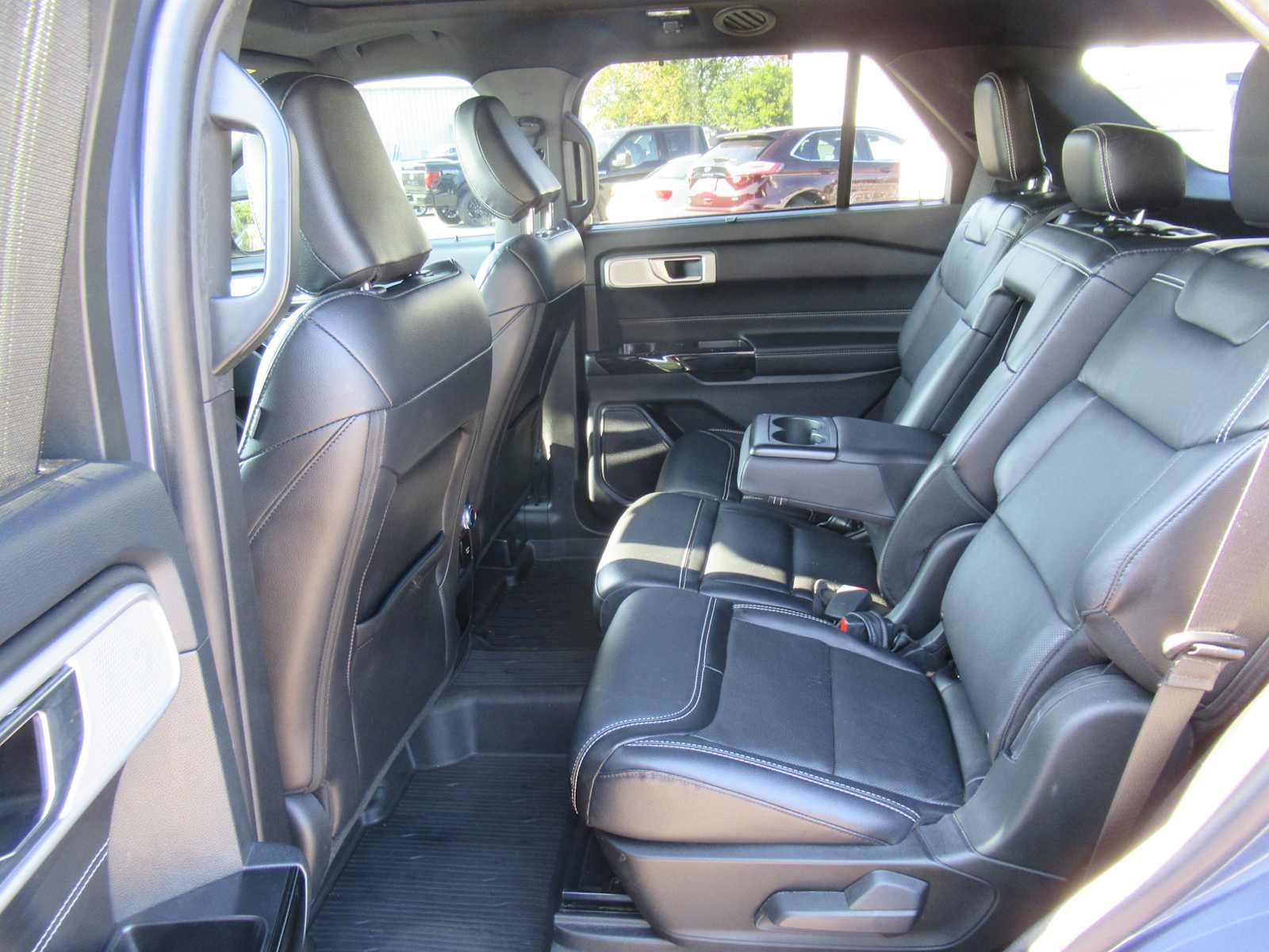 Used 2021 Ford Explorer ST w/ Equipment Group 401A AWD/4WD image 16