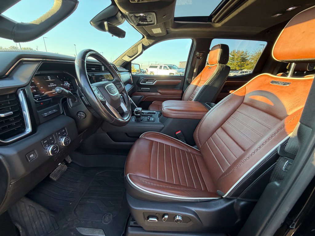 Used 2025 GMC Sierra 1500 Denali Ultimate AWD/4WD image 3
