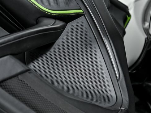 Used 2022 McLaren 765LT image 23