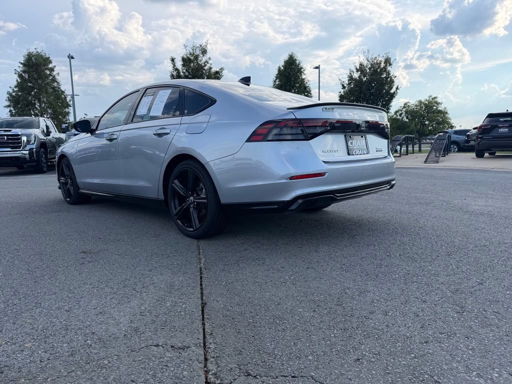 Used 2024 Honda Accord Sport image 11