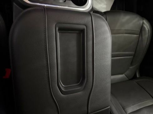 Used 2021 GMC Sierra 2500 Denali w/ Denali Ultimate Package AWD/4WD image 24