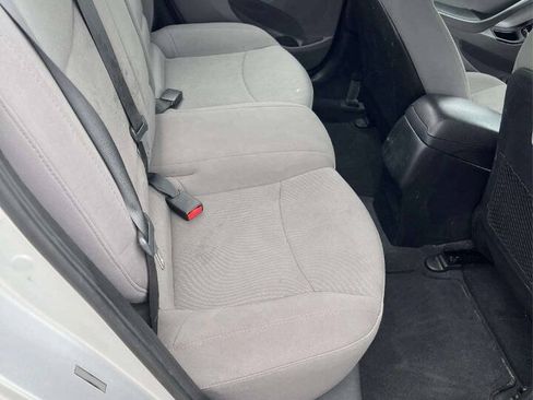 Used 2016 Hyundai Elantra SE FWD image 11