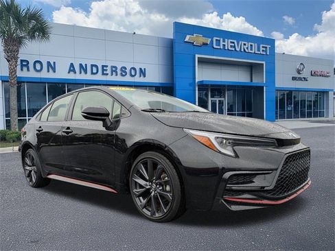 Used 2023 Toyota Corolla SE image 1