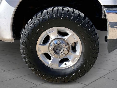 Used 2016 Ford F250 XLT image 11