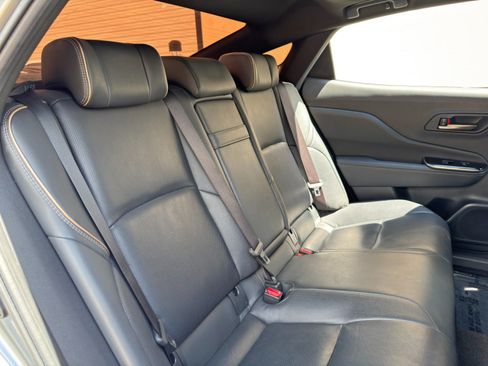 Used 2024 Toyota Crown AWD/4WD image 38
