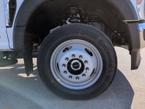 New 2026 Ford F550 4x4 Supercab Super Duty image 10