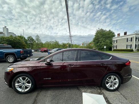 Used 2018 Ford Fusion SE FWD image 7