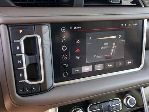 Used 2023 GMC Yukon XL Denali w/ Denali Reserve Package RWD image 19