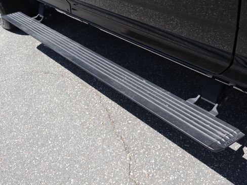 Used 2022 RAM 3500 Laramie AWD/4WD image 41