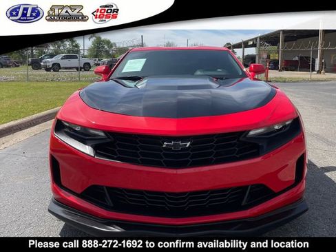 Used 2021 Chevrolet Camaro LT RWD image 2