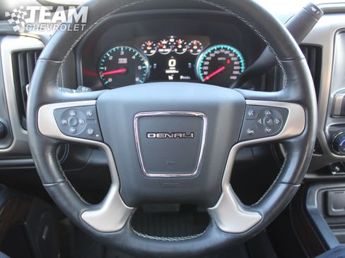 Used 2018 GMC Sierra 1500 Denali w/ Denali Ultimate Package AWD/4WD image 15