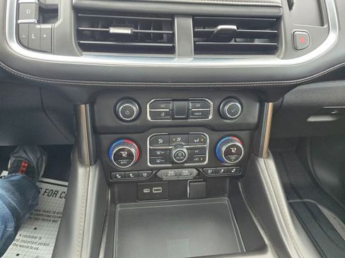 Used 2021 Chevrolet Suburban High Country image 33