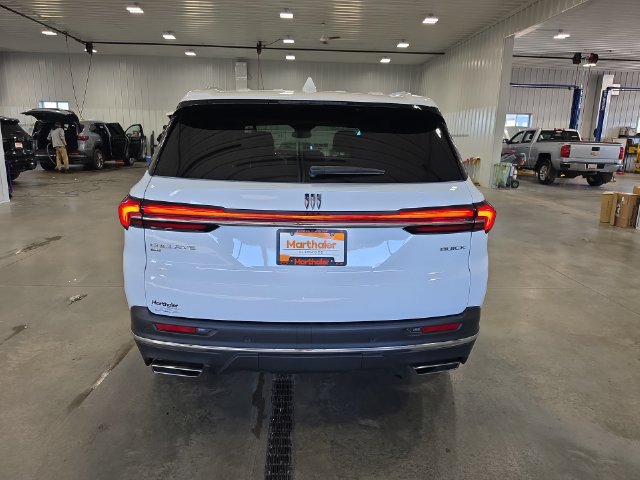 Used 2026 Buick Enclave Preferred AWD/4WD image 7