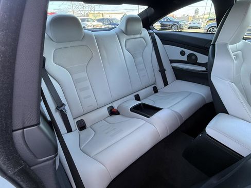 Used 2017 BMW M4 image 12